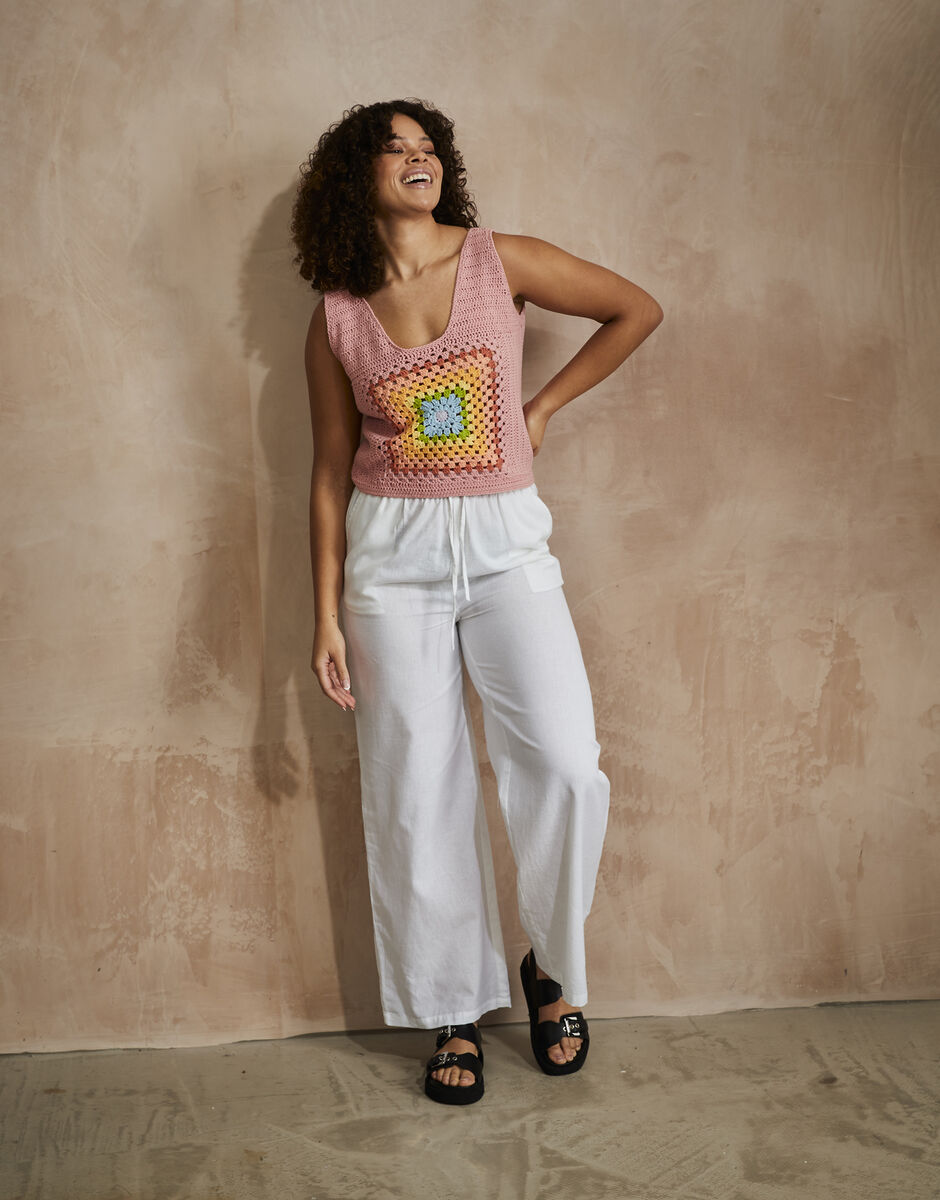 Sirdar - 10743 - Metro Square Top