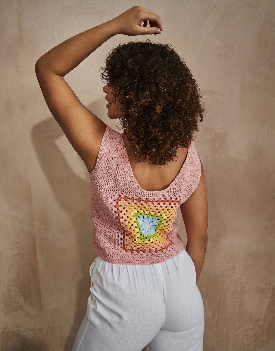 Sirdar - 10743 - Metro Square Top