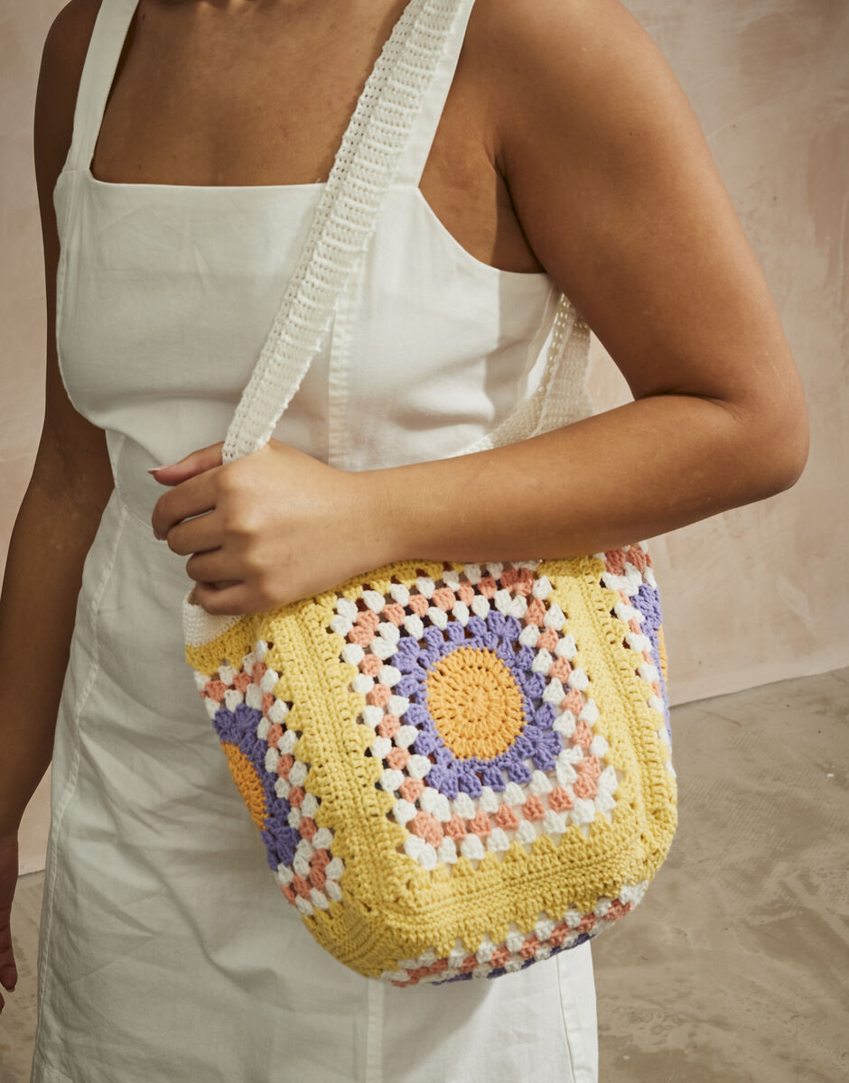 Sirdar - 10750 - Cosmo Tote Bag