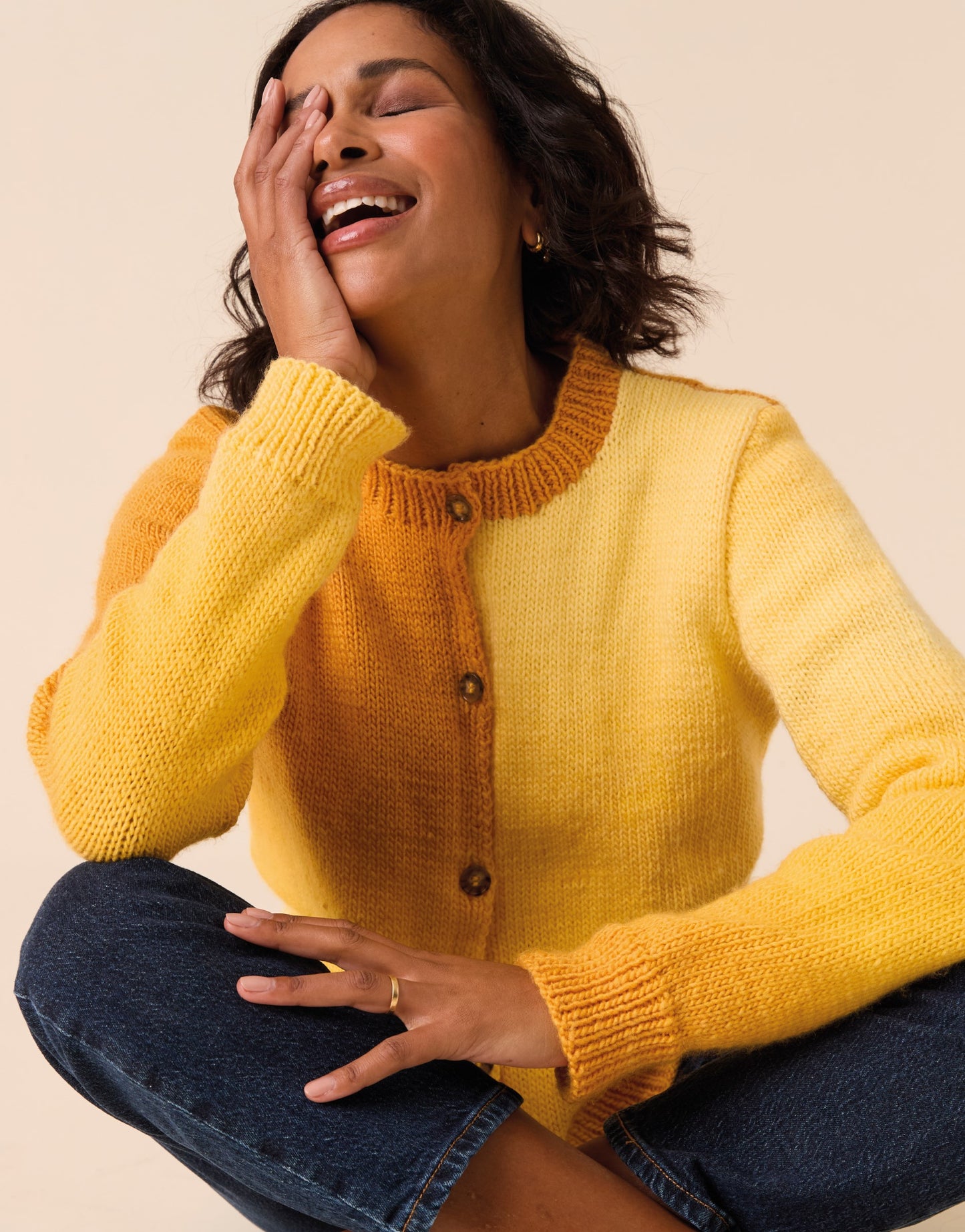 Sirdar - 10924 - Off-Set Ombre Cardigan- Knit
