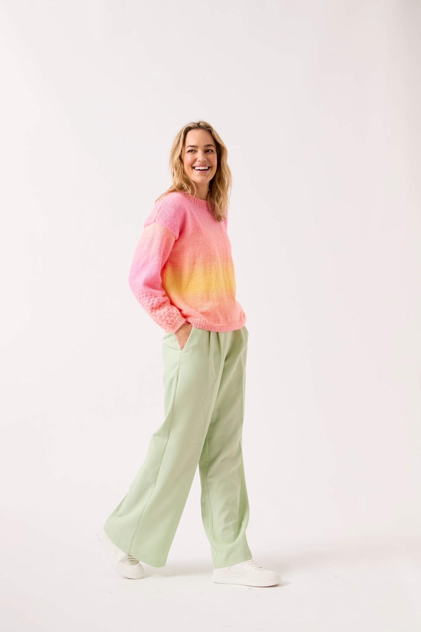 Sirdar - 10838 - Sleeve Appeal Sweater