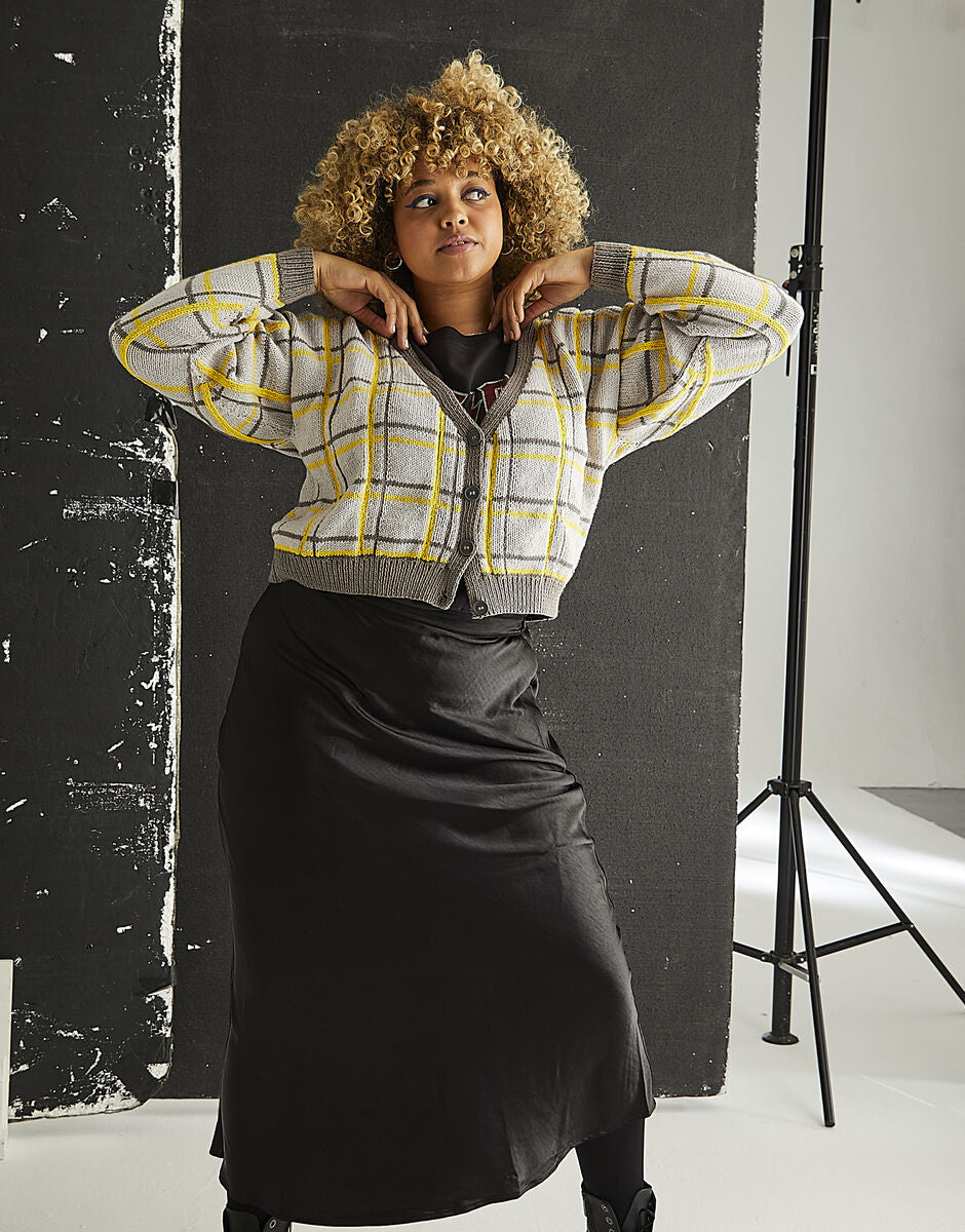 Sirdar - 10572 - Big City Cardigan