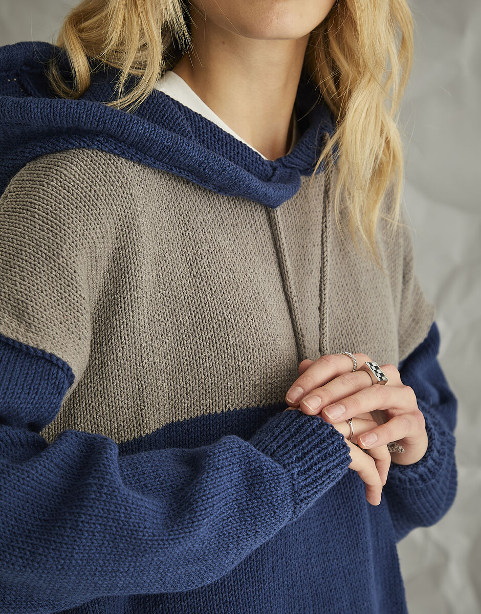 Sirdar - 10579 - Underground Hoodie