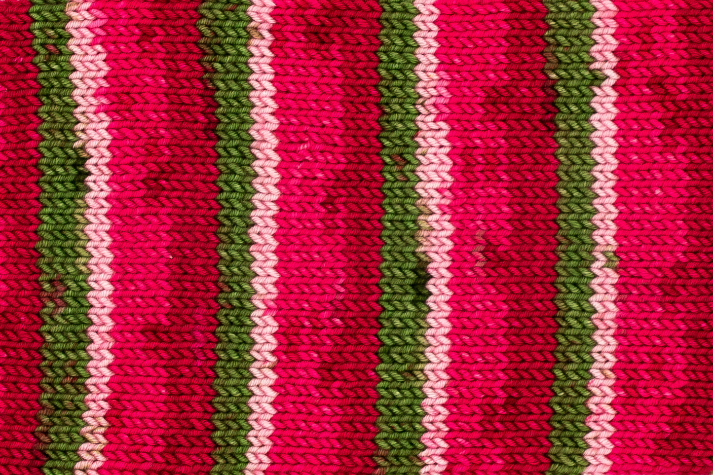 Strawberry - 4902, Swatch