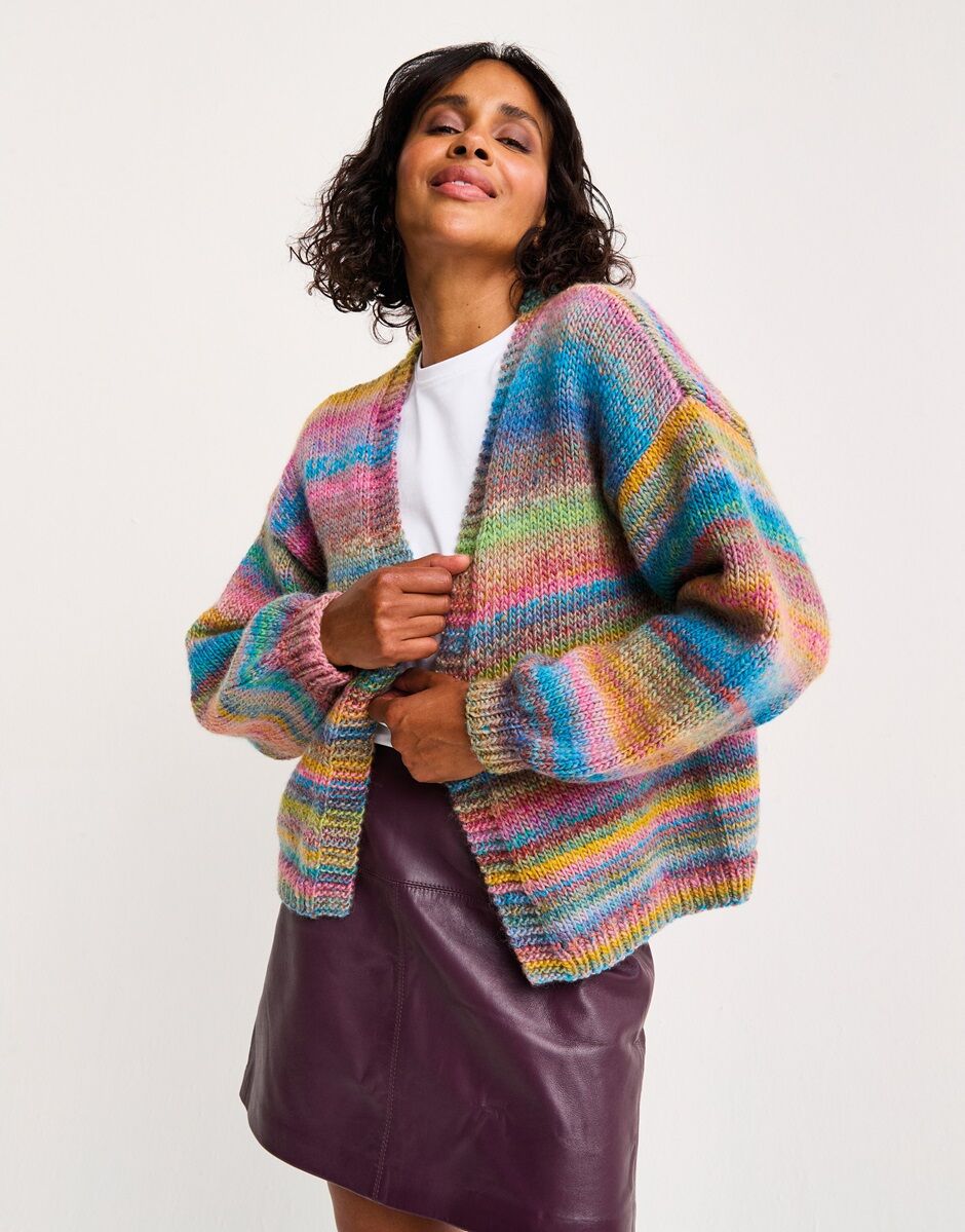 Sirdar - 10801 - Healing Crystal Cardigan