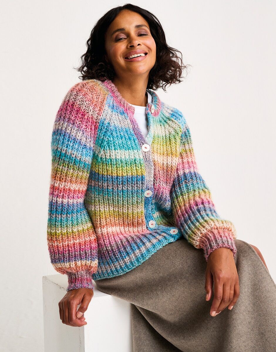 Sirdar - 10806 - Metamorphic Cardigan