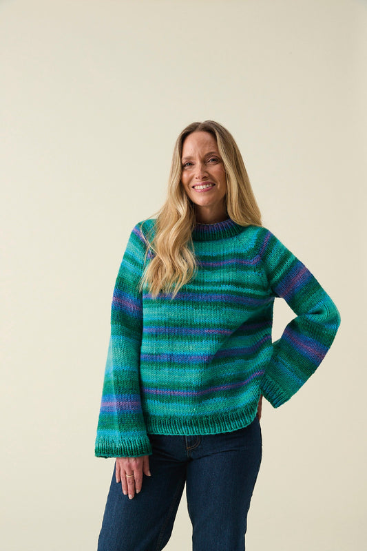 Hayfield Spirit Chunky - 10857 - Circular Raglan Sweater