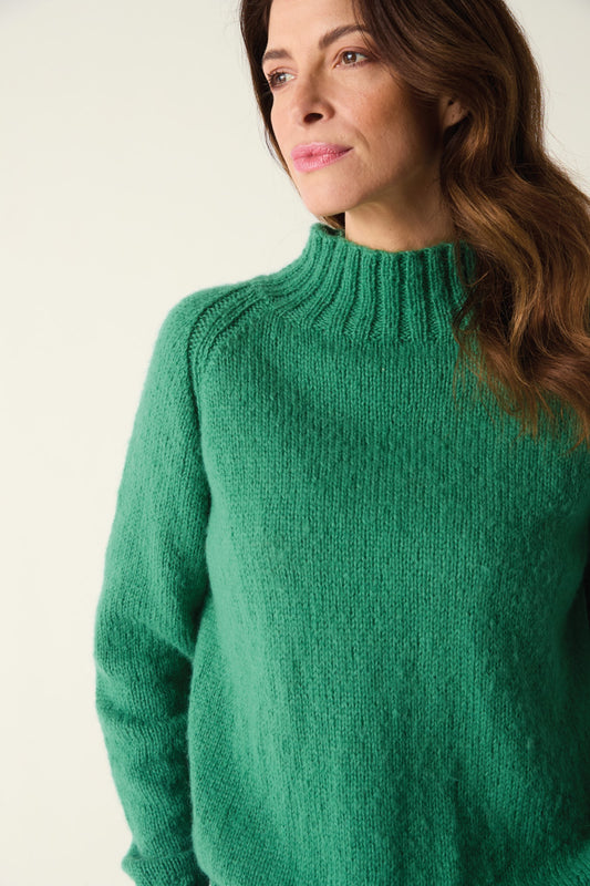 Sirdar Soft Down DK -10880 - Fuzzy Raglan Sweater