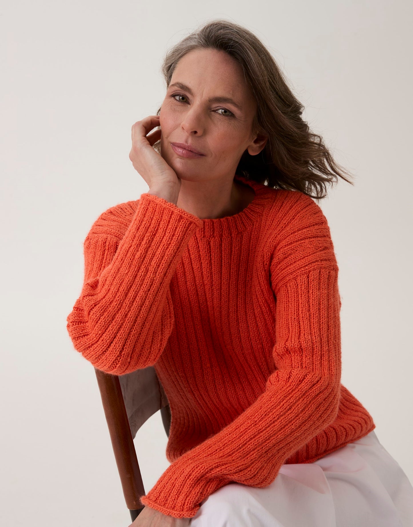 Sirdar - 10909 - Trumpet Flower Sweater - Loveful Bio Blend