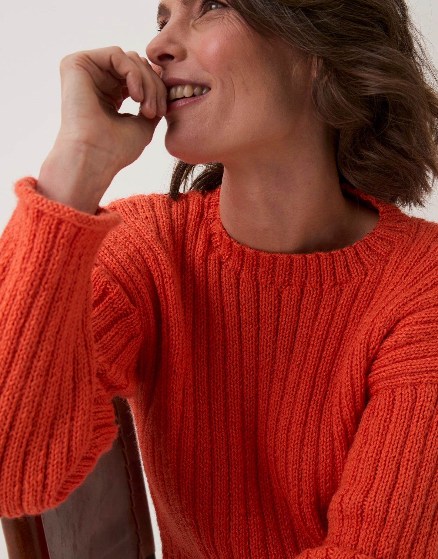 Sirdar - 10909 - Trumpet Flower Sweater - Loveful Bio Blend