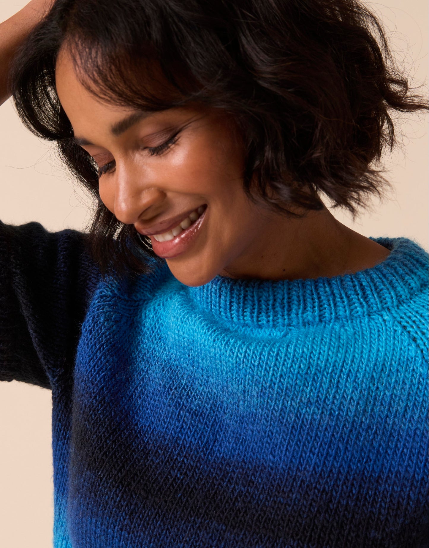 Sirdar - 10920 - Colour Go  Round Sweater - Knit