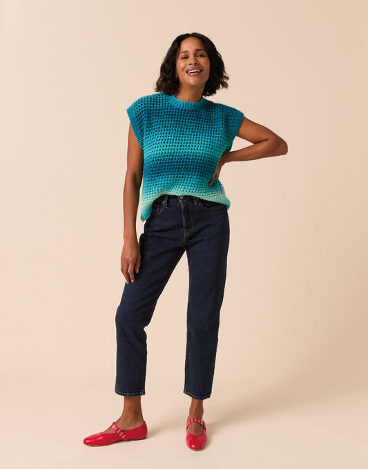 Sirdar - 10922 - Shade Shifting Circular Tank - Knit
