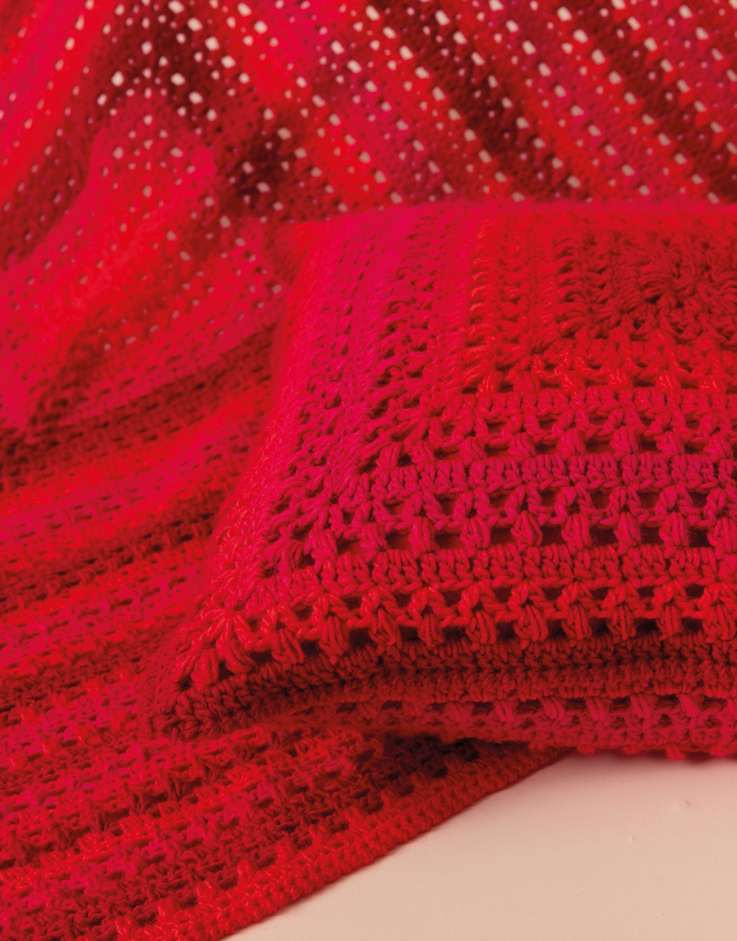 Sirdar - 10930 - Radiant crochet blanket - Crochet