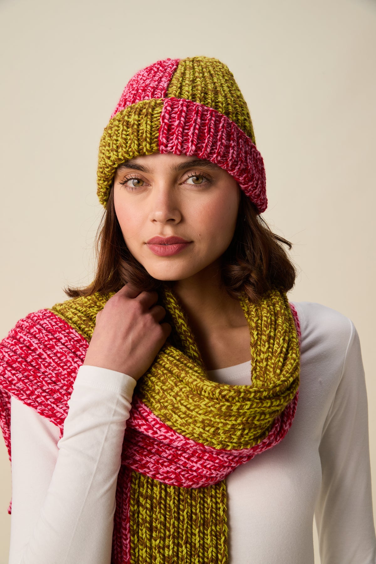 Hayfield Bonus Marl Chunky - Doubles hat & scarf set 10954