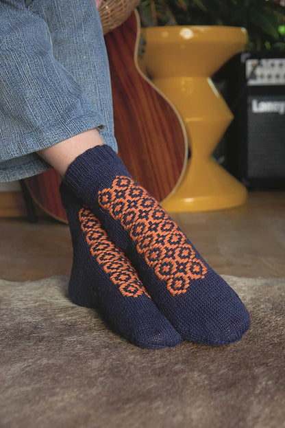 Roosimine Knitted Socks - Spice up your sock knitting with this easy-to-learn Estonian colorwork technique! by Sarah Prieur