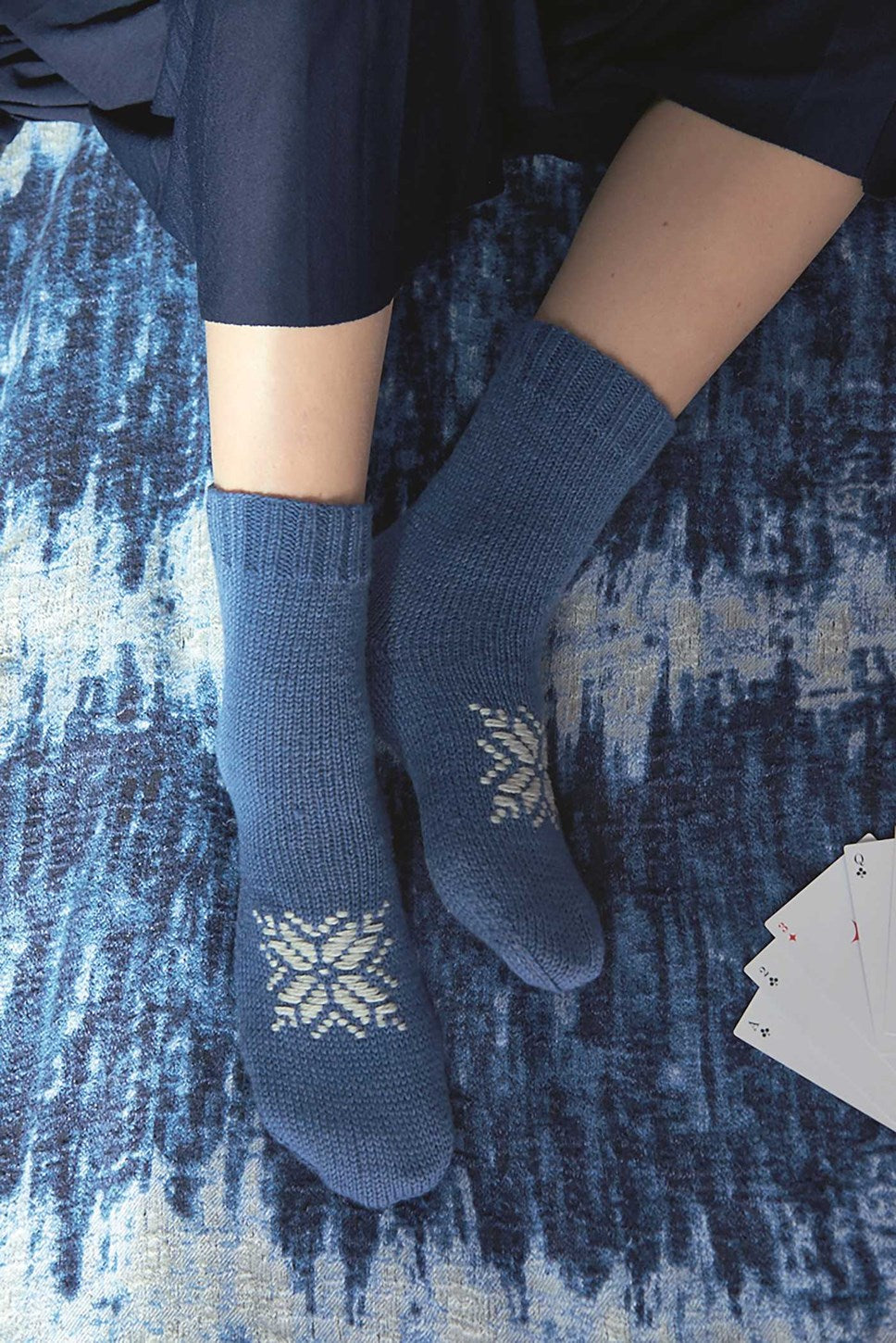 Roosimine Knitted Socks - Spice up your sock knitting with this easy-to-learn Estonian colorwork technique! by Sarah Prieur