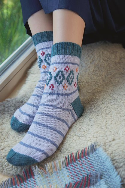 Roosimine Knitted Socks - Spice up your sock knitting with this easy-to-learn Estonian colorwork technique! by Sarah Prieur