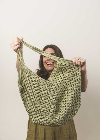 Crochet Bags and Totes - 10 Fresh and Modern Designs by Salena Baca