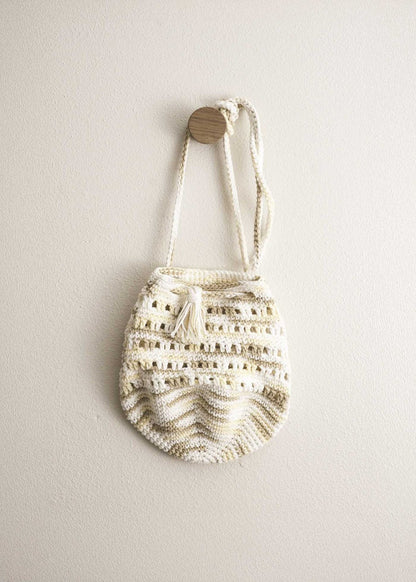 Crochet Bags and Totes - 10 Fresh and Modern Designs by Salena Baca