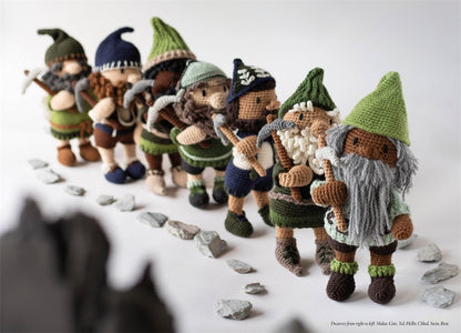 Crochet Fairy Tales dwarves 