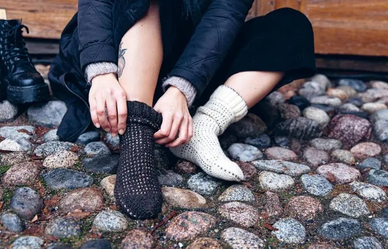 52 Weeks of Easy Socks, Vol.II by Laine