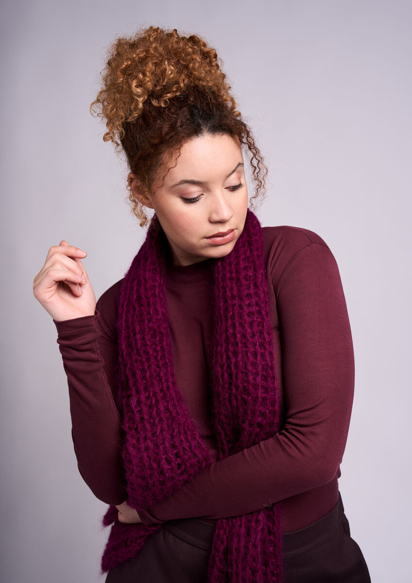 Mode at Rowan - Como (Beanie & Scarf) by Quail Studios
