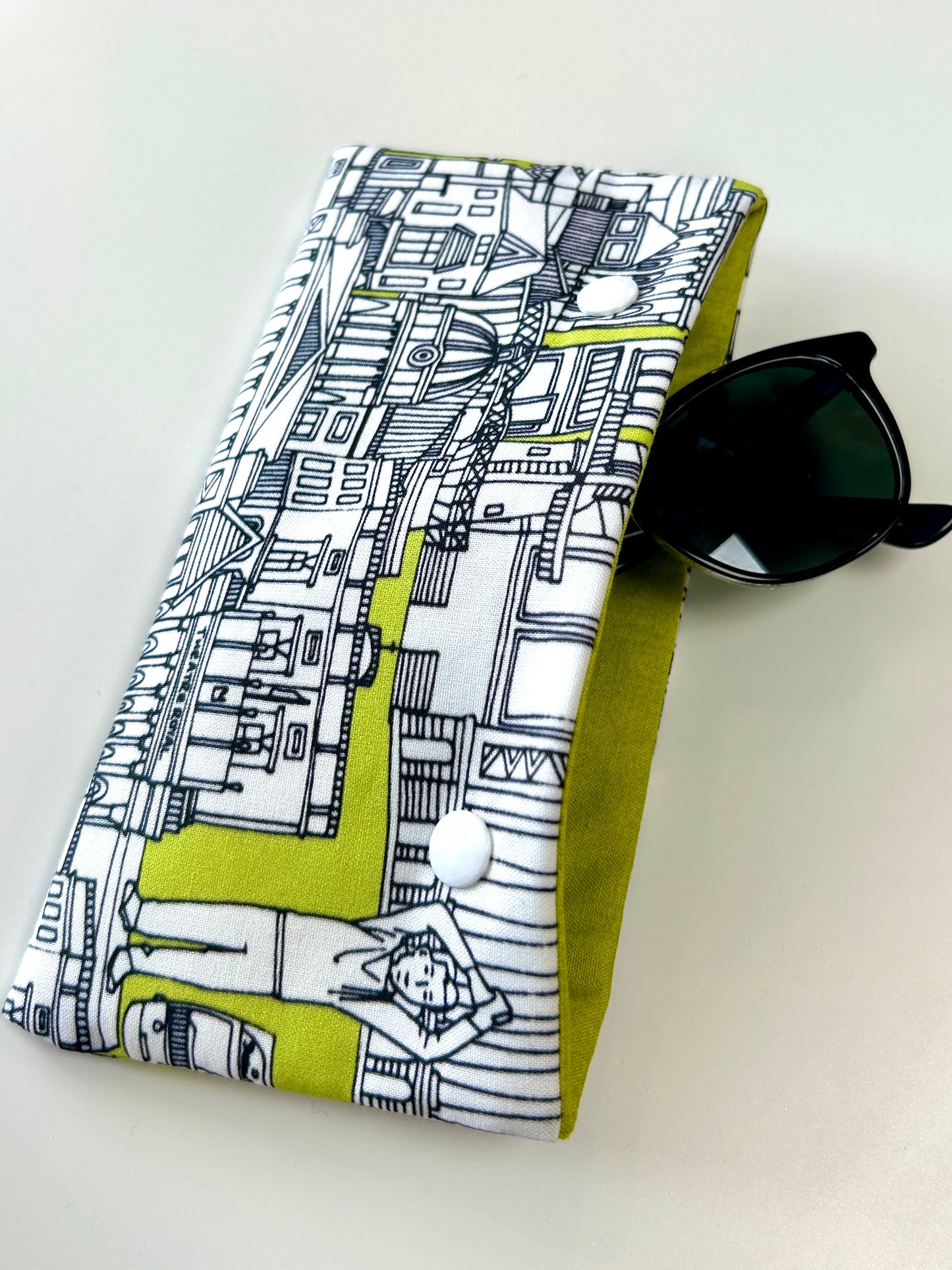 Bertie & Poppet - Really useful Pouch - Exclusive Nottingham Robin Hood Design