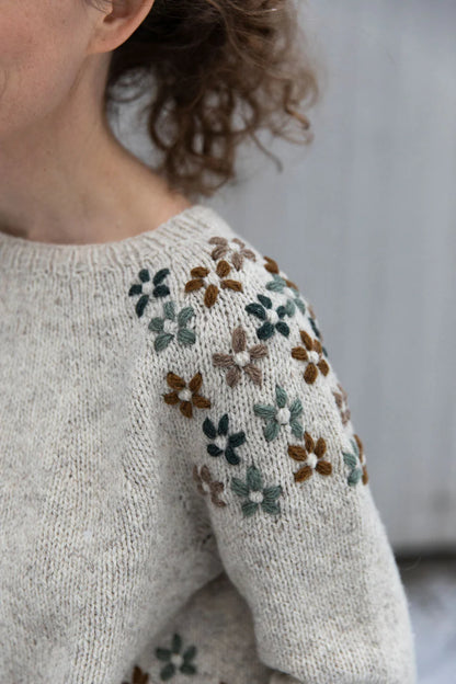 52 Weeks of Scrap Yarn - Beautiful Patterns for Year-Round Knitting by Laine