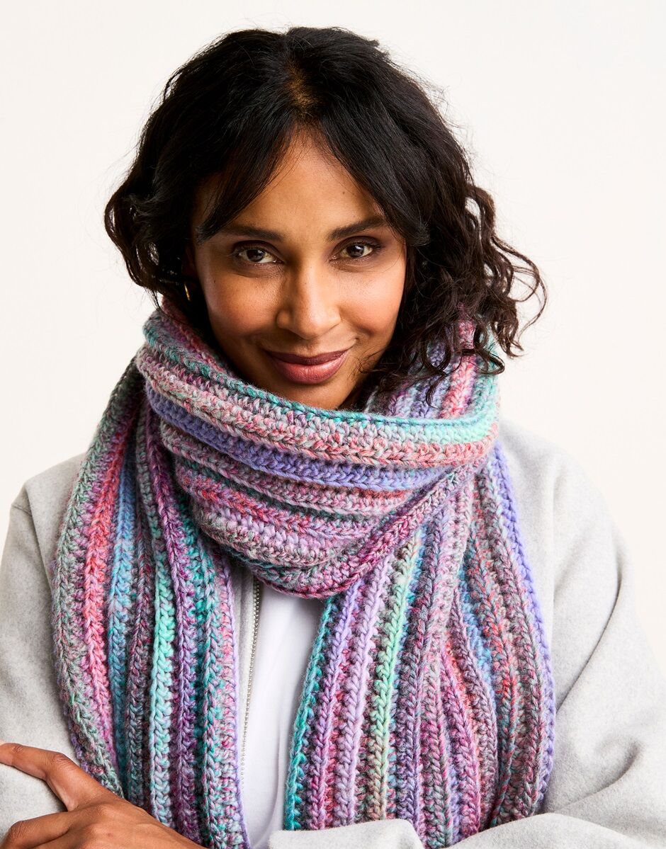 Sirdar - 10811 - Rich Seam Crochet Scarf