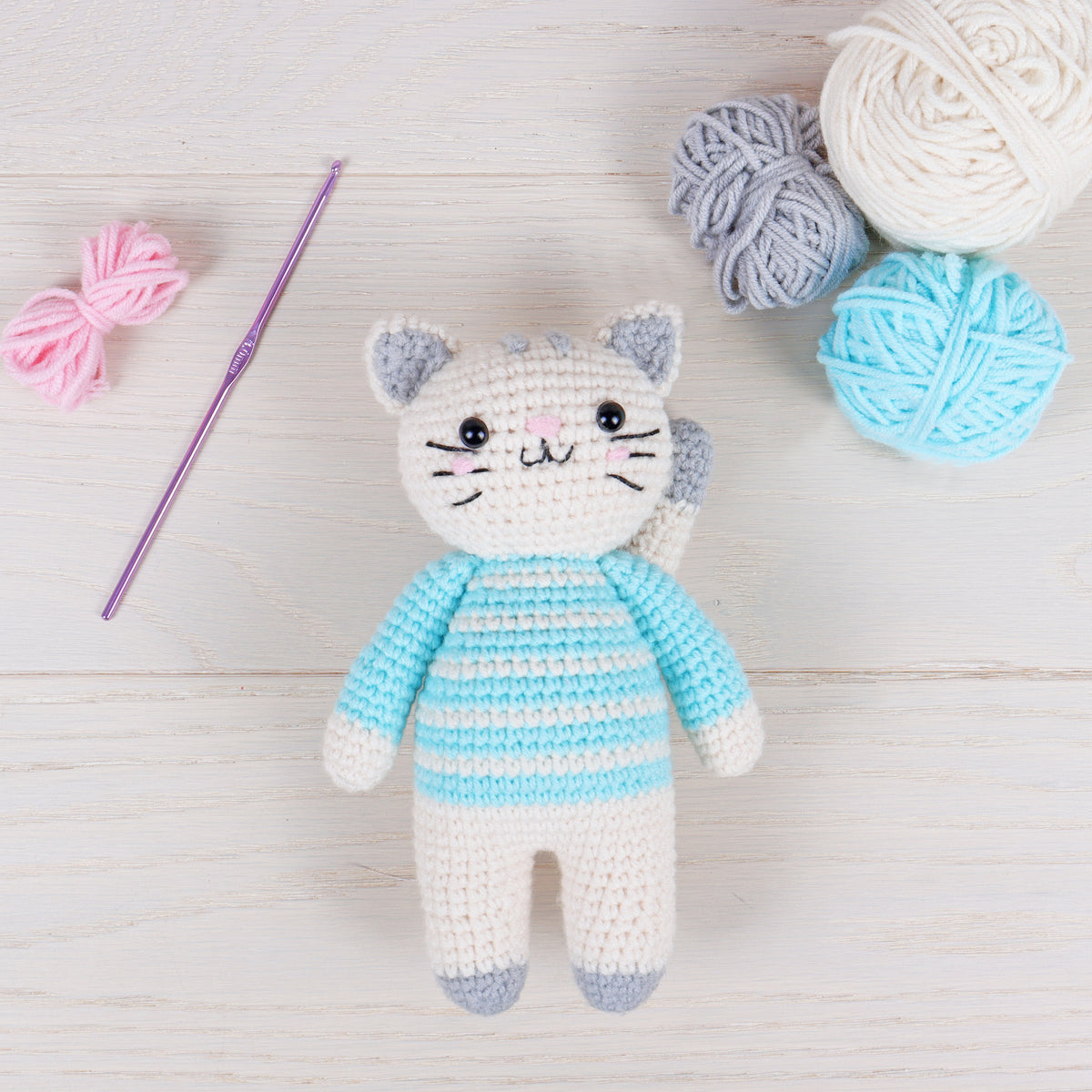 Amigurumi Cat Crochet Kit