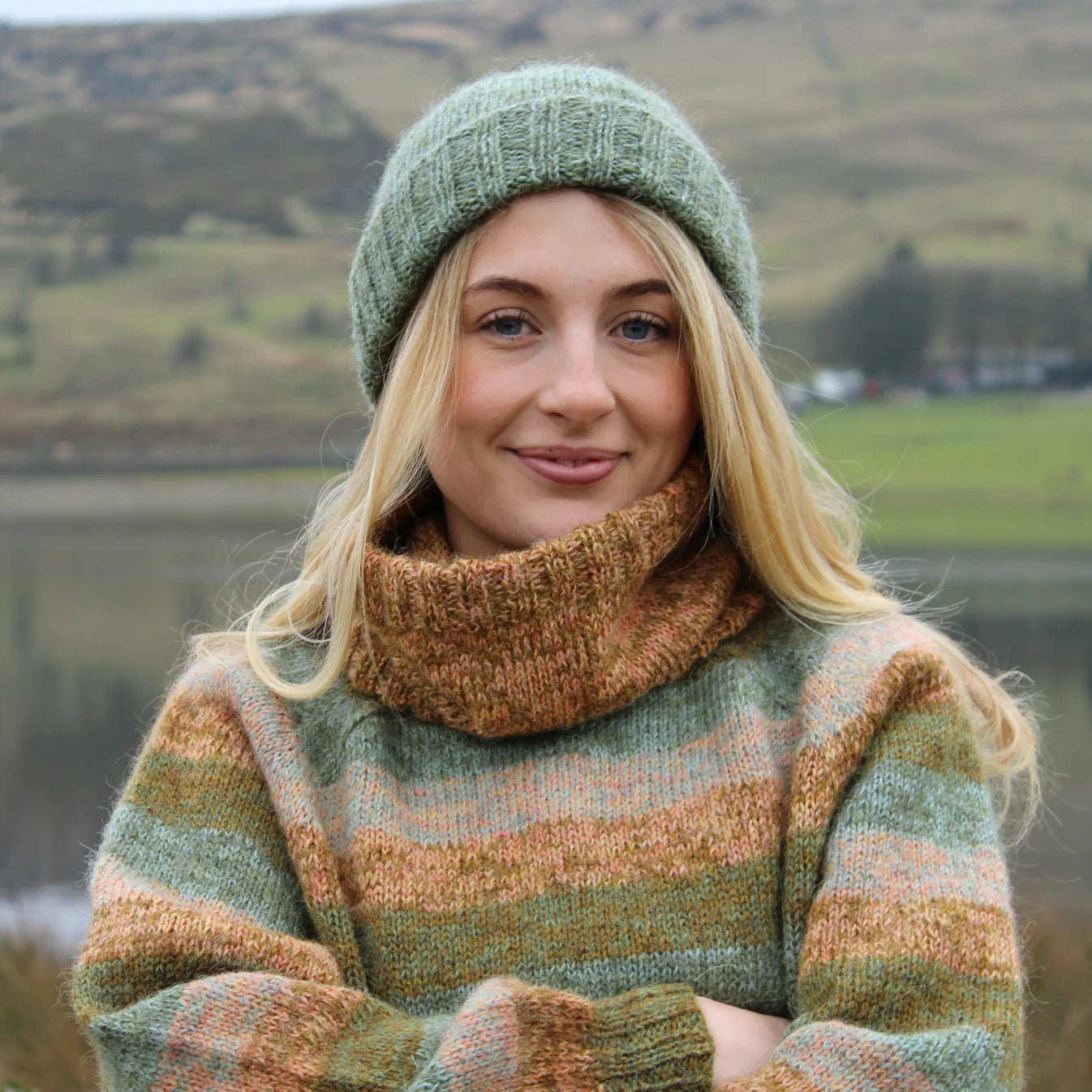 Baa Ram Ewe Wren Hat and Cowl - 4ply