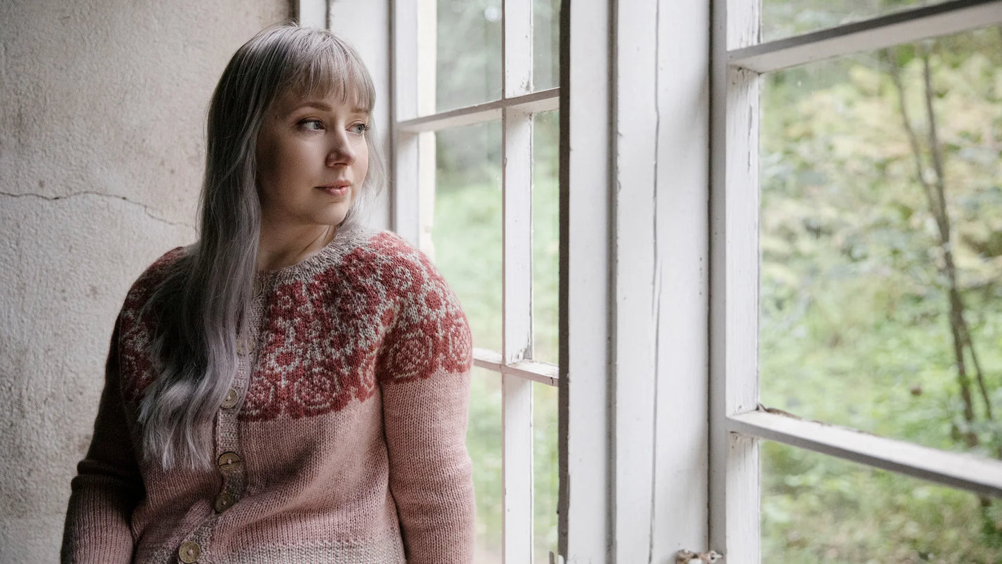 Strands of Joy - 20 colourwork knitting patterns for calm by Laine