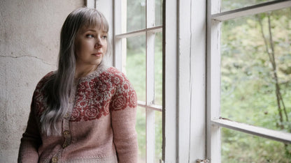Strands of Joy - 20 colourwork knitting patterns for calm by Laine