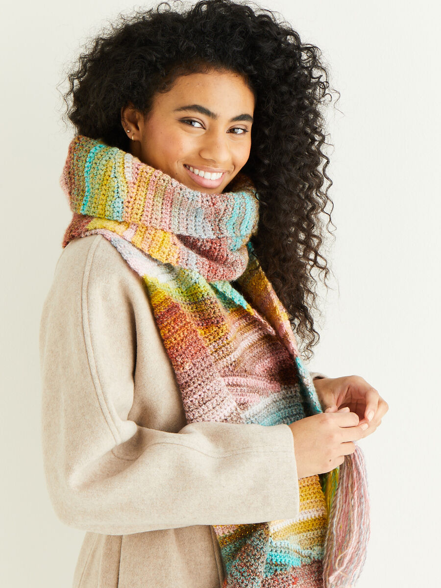 Sirdar - 10289 - Fringed Scarf