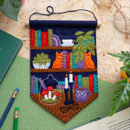 Hawthorn Handmade - Book Lover Pennant Felt Craft Kit for Beginners