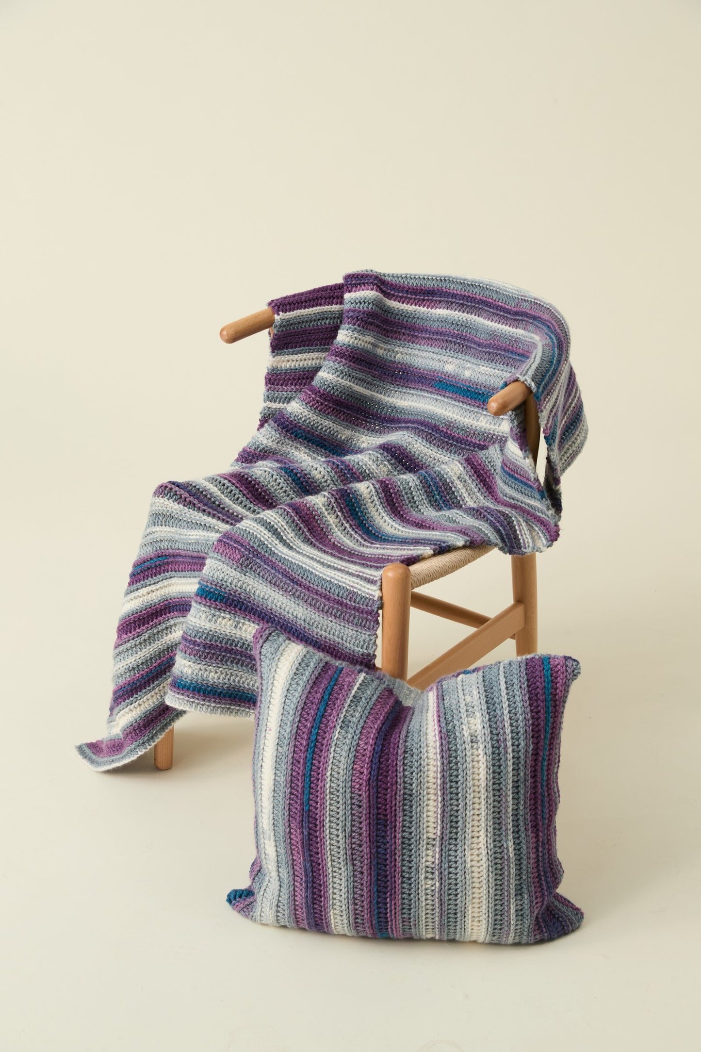 Hayfield Spirit Chunky - 10867 - Crochet Blanket Set
