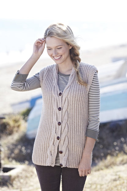 Hayfield Bonus Aran - 12 Favourite Aran Knits (Book)