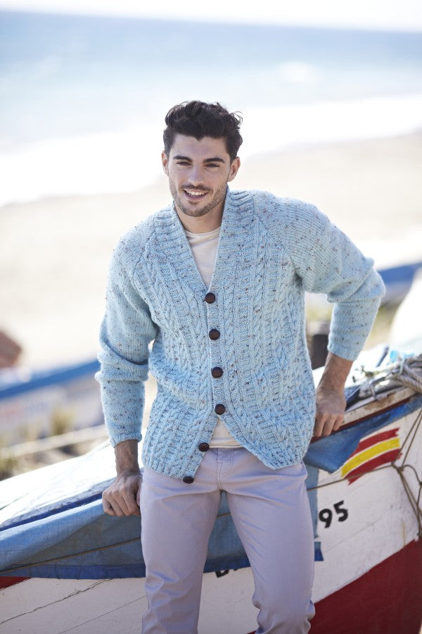 Hayfield Bonus Aran - 12 Favourite Aran Knits (Book)