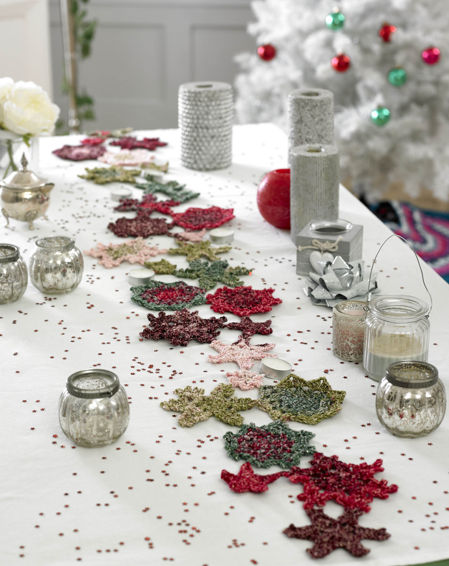 Snowflake Table Runner